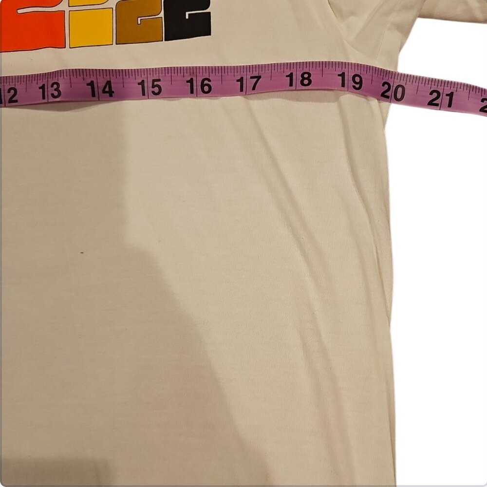 Playbill Pride 2022 Beige T-Shirt Gildan Softstyle M Cotton Blend LGBTQ+ Design - Picture 5 of 6